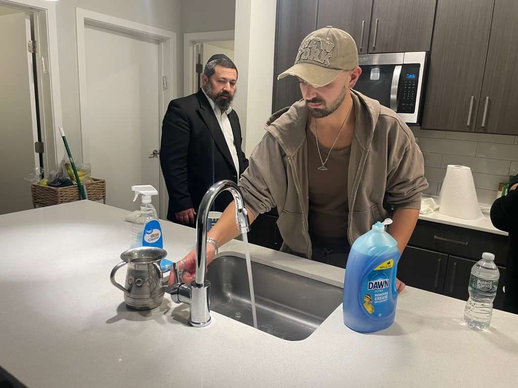 Kitchen kashering