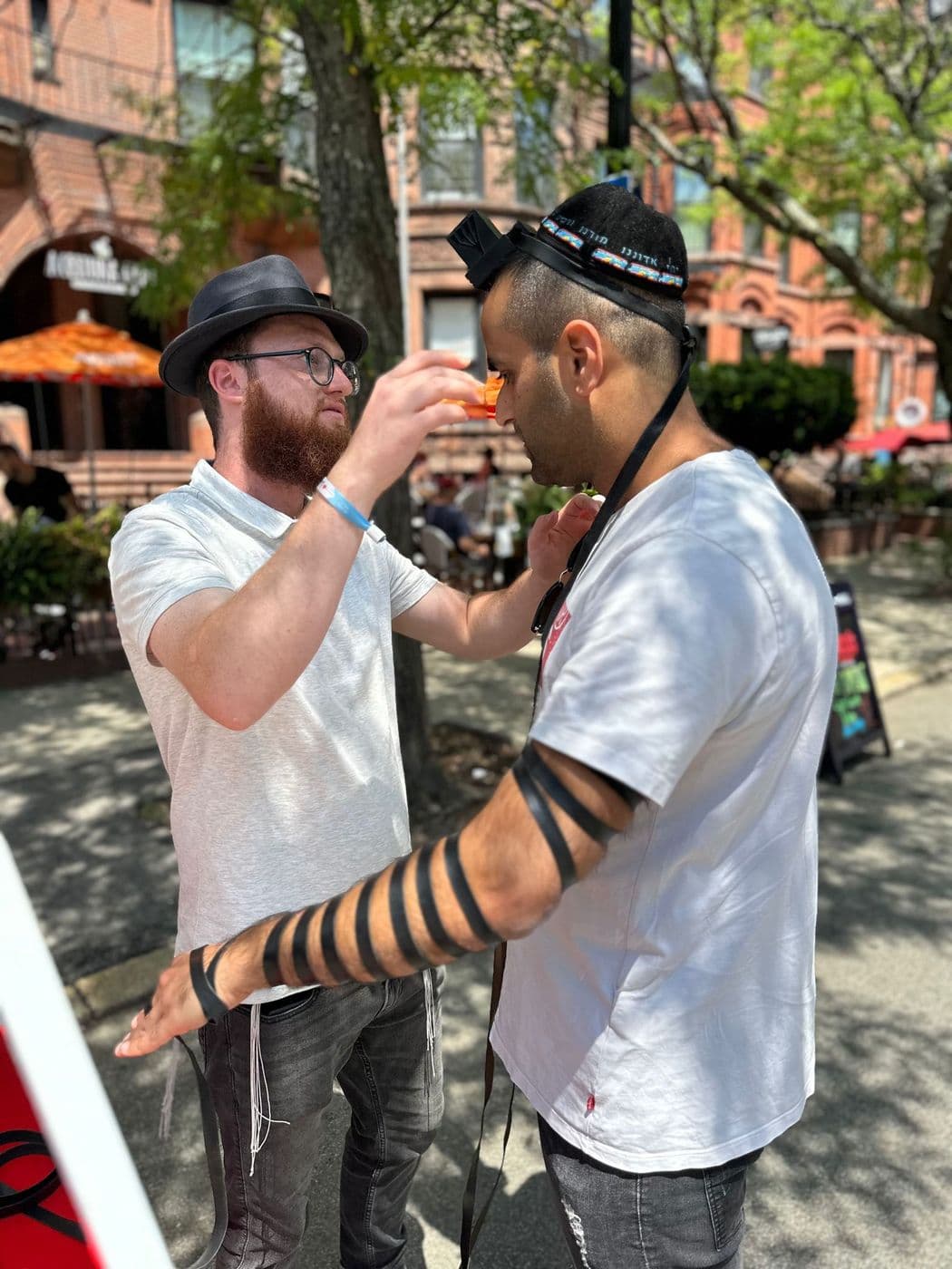 Tefillin Operation