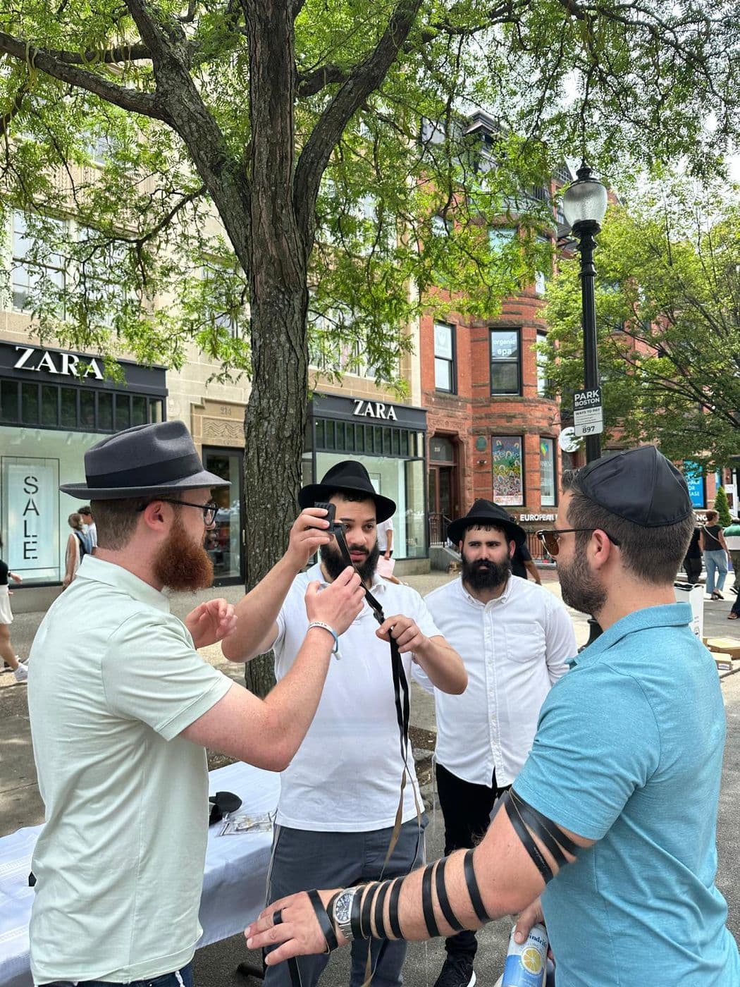 Tefillin Operation